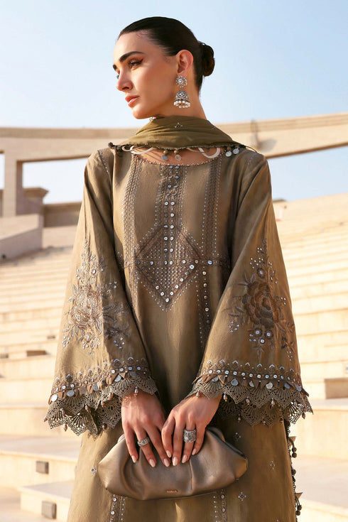 Maria.B Luxury Lawn Unstitched Embroidered D-2602-A
