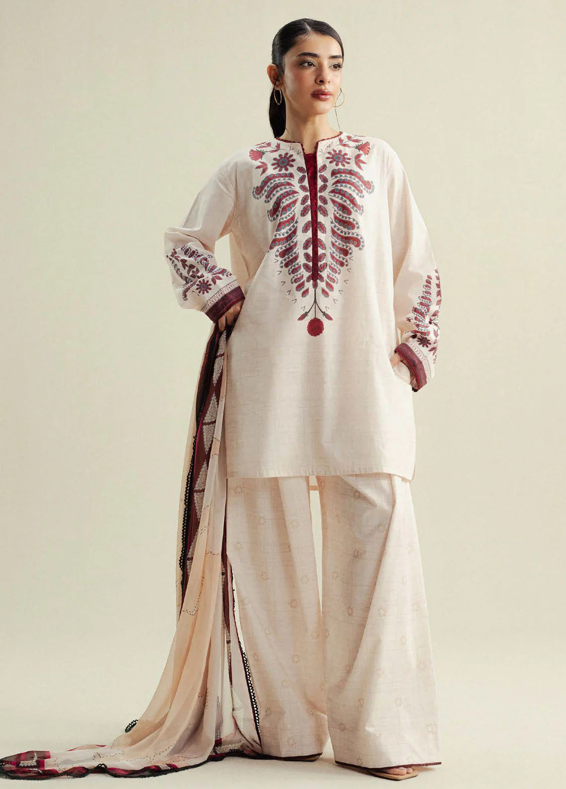 Coco by Zara Shahjahan Printed Cambric Suits Unstitched 3 Piece CZS25PU D-07 B Lilt - Winter Collection