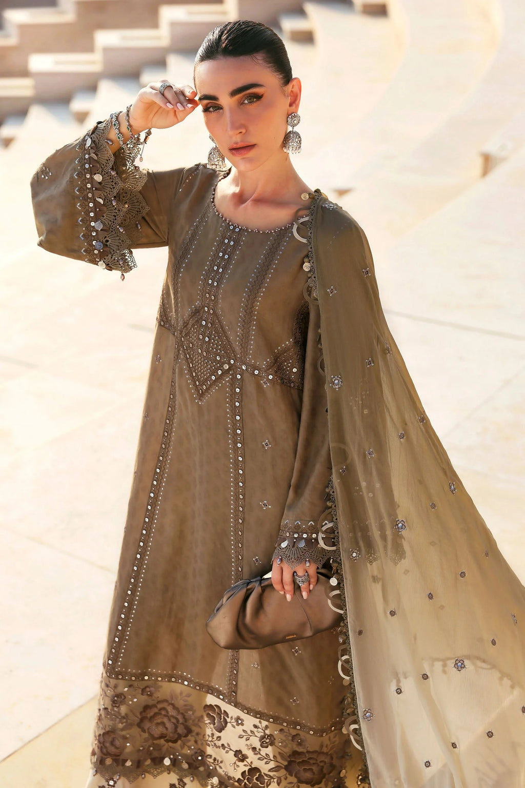 Maria.B Luxury Lawn Unstitched Embroidered D-2602-A