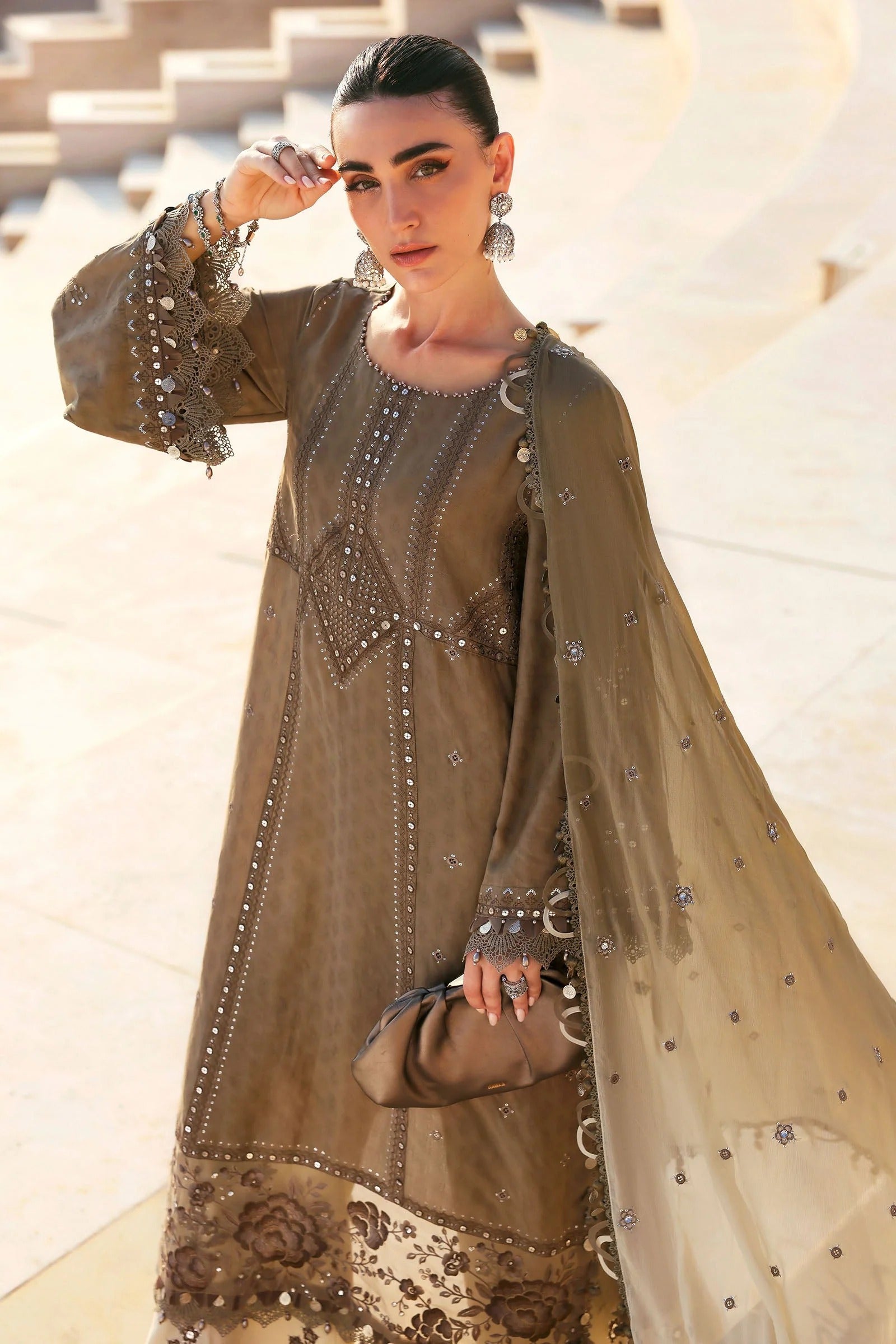 Maria.B Luxury Lawn Unstitched Embroidered D-2602-A
