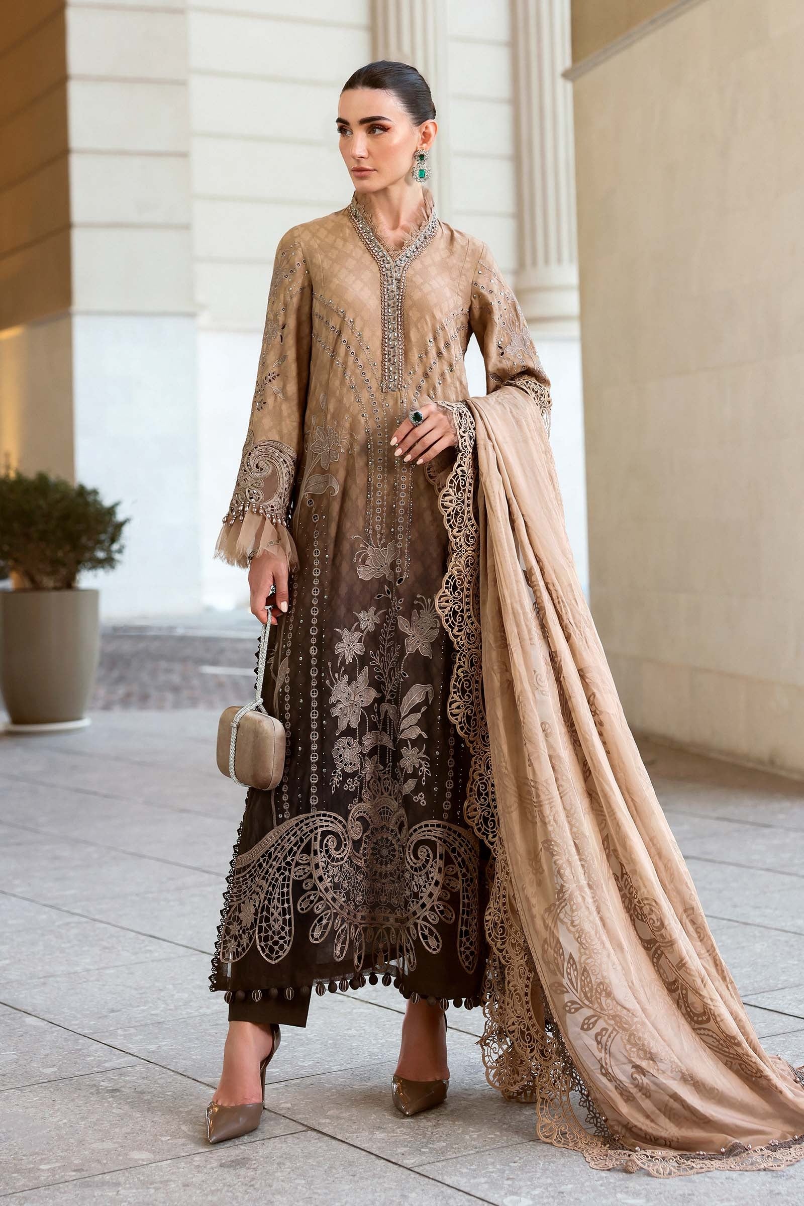 Maria.B Luxury Lawn Unstitched Embroidered D-2601-A
